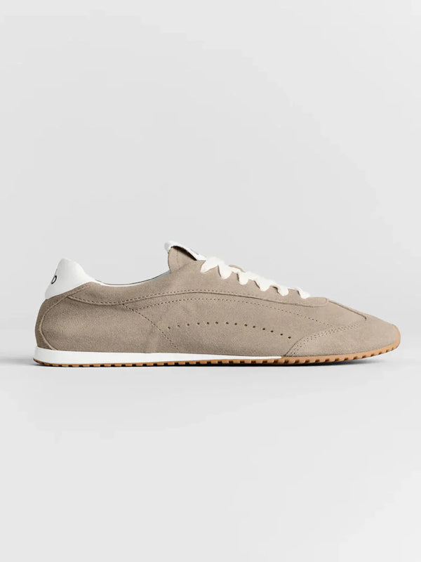 ALO Sunset Sneaker – Black – view 6