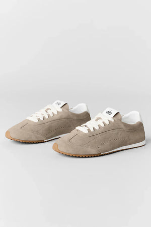 ALO Sunset Sneaker – Black – view 8